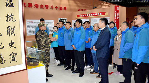 公司北景區(qū)運(yùn)營黨支部“奮斗百年路 啟航新征程--學(xué)黨史、悟思想、辦實(shí)事、開新局”寒蔥嶺密營遺址愛國主義教育實(shí)地考察主題黨日活動